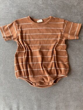 SIIX Ribbed Bubble Romper 12-18M Neutral Stripe Oversized Fit Boutique